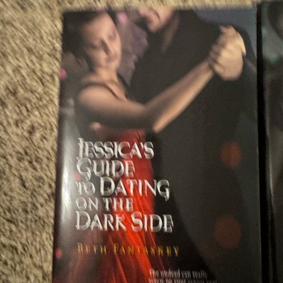 Beth Fantaskey Book Set - Jessica's Guide & Jekel Loves Hyde - Picture 2 of 9
